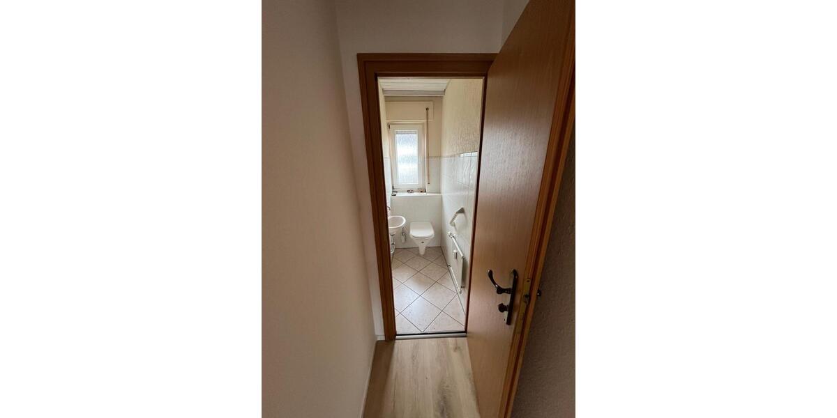 Etagenwohnung Kernen im Remstal - 4 Zimmer, 85 m&sup2;, 1.200&euro; | Angebot:25308133