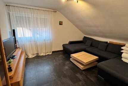 2,5-Zimmer-Dachgeschosswohnung in Baltmannsweiler Privatverkauf 2.5 zimmer