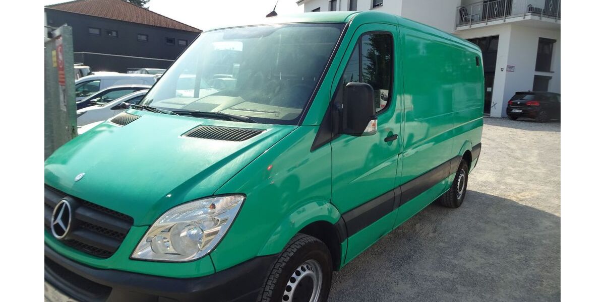 Mercedes-Benz Sprinter 167.000 km 5.990 &euro; Waiblingen (bei Stuttgart) 71332