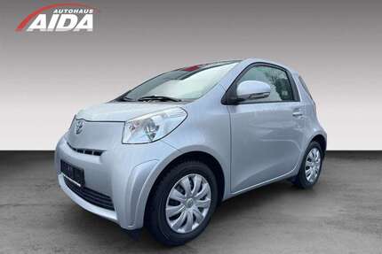 Toyota iQ