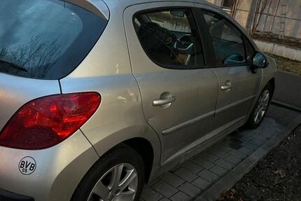 Peugeot 207 175.000 km 3.400 &euro; kusterdingen 72127