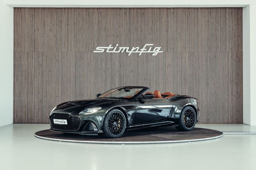 Aston Martin DBS 4.484 km 409.900 € Stuttgart 70190