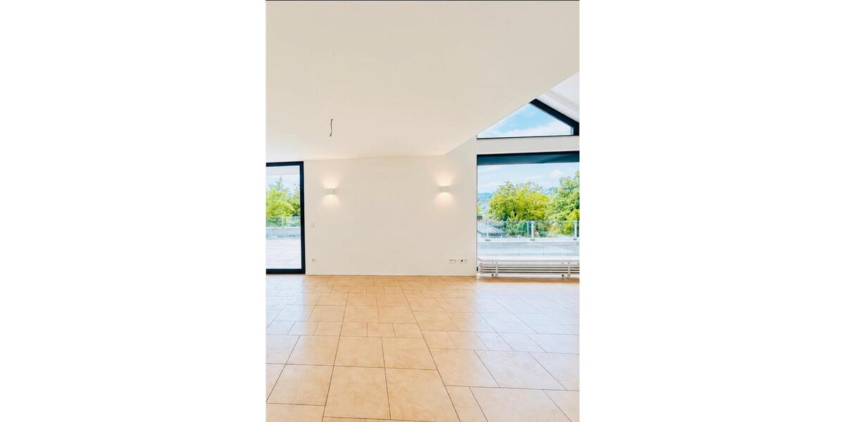 Etagenwohnung Tübingen Lustnau - 4.5 Zimmer, 165 m&sup2;, 2.490&euro; | Angebot:27542710
