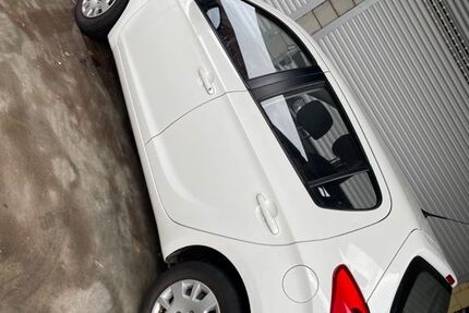 Hyundai i20 142.000 km 2.800 &euro; Niefern-Öschelbronn 75223