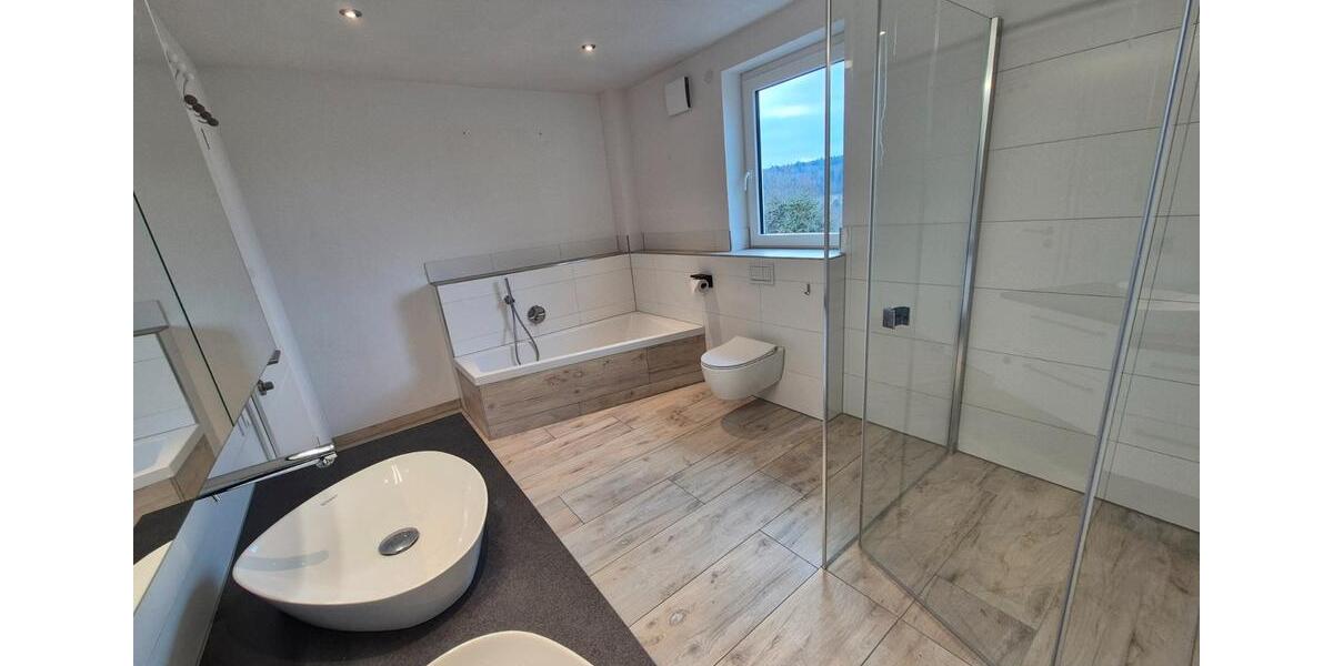 Einfamilienhaus Nagold - 4.5 Zimmer, 125 m&sup2;, 1.750&euro; | Angebot:25980618