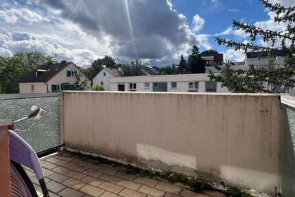Wohnung zum Kaufen in Stuttgart 120.000 € 29.07 m²