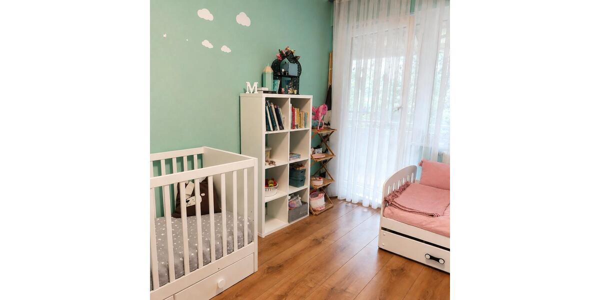 Etagenwohnung Esslingen am Neckar Pliensauvorstadt - 4 Zimmer, 105 m&sup2;, 350.000&euro; | Angebot:26957464