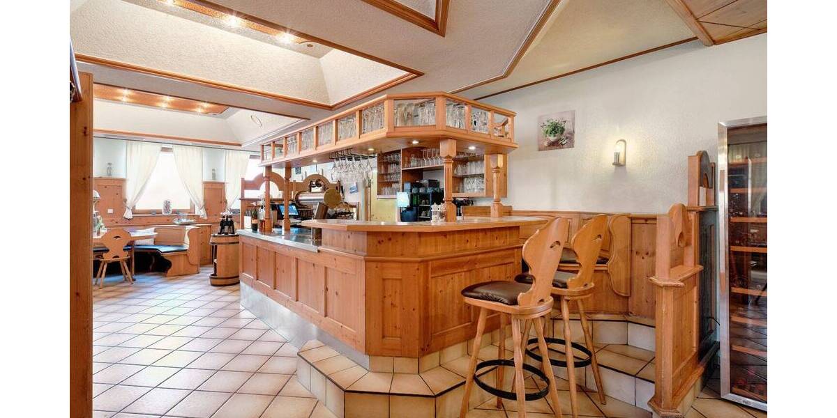 Mehrfamilienhaus, Wohnhaus Unterensingen - 6 Zimmer, 481 m&sup2;, 579.000&euro; | Angebot:26893234
