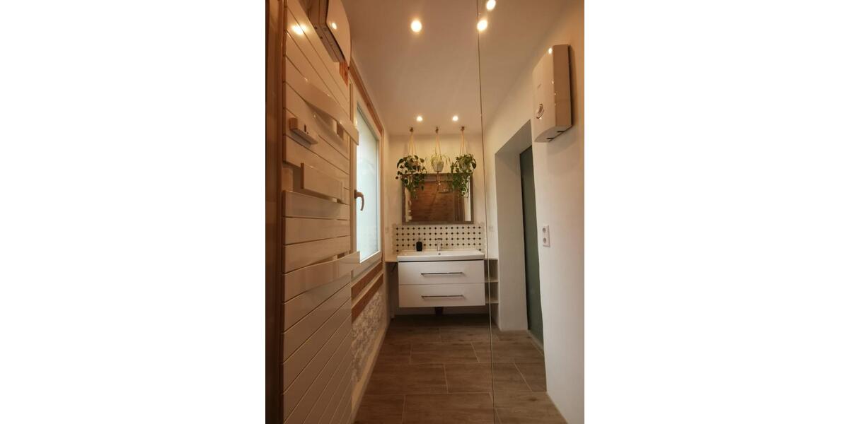 Mehrfamilienhaus, Wohnhaus Reutlingen Orschel-Hagen - 10 Zimmer, 181 m&sup2;, 750.000&euro; | Angebot:24699816