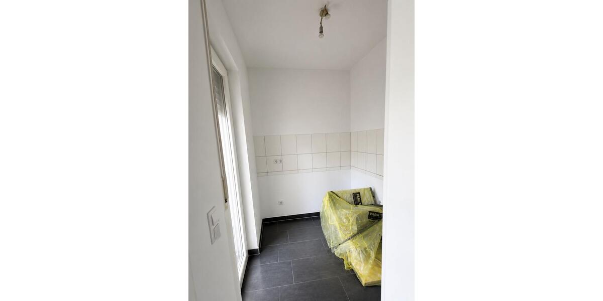 Etagenwohnung Esslingen am Neckar Brühl - 1 Zimmer, 32 m&sup2;, 126.000&euro; | Angebot:26877697