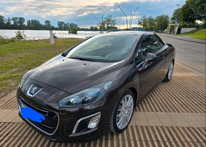 Peugeot 308 134.000 km 10.900 € Aidlingen 71134