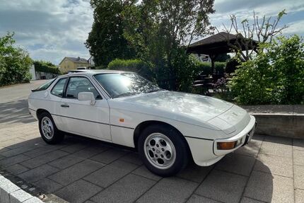 Porsche 924