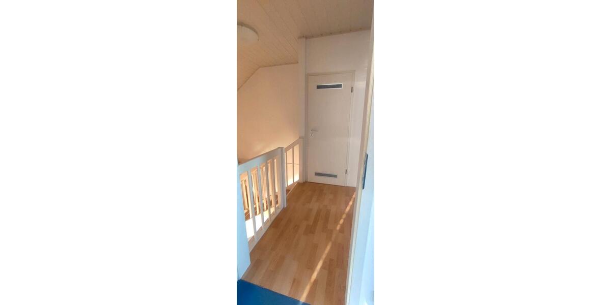 Doppelhaushälfte Bad Liebenzell - 4.5 Zimmer, 95 m&sup2;, 1.450&euro; | Angebot:27618976