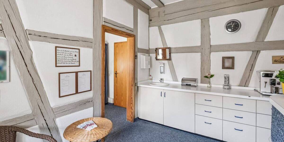 Etagenwohnung Ludwigsburg Oßweil - 3 Zimmer, 100 m&sup2;, 299.000&euro; | Angebot:24113627