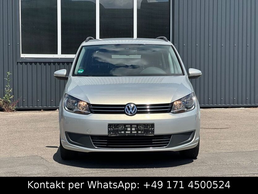 VW Touran 155.000 km 8.990 € Asperg / Stuttgart 71679