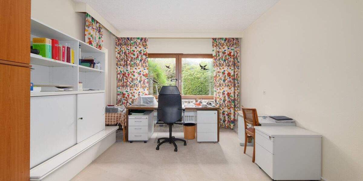 Mehrfamilienhaus, Wohnhaus Pforzheim / Büchenbronn Büchenbronn - 7 Zimmer, 218 m&sup2;, 630.000&euro; | Angebot:24906963