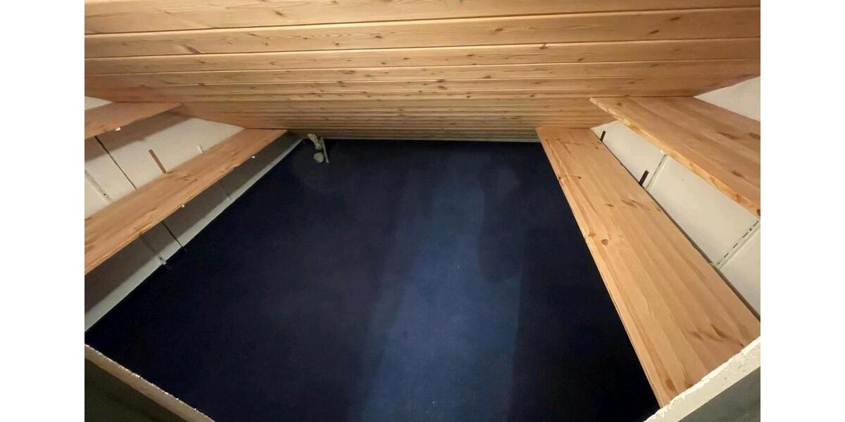 Dachgeschoßwohnung Schwieberdingen - 3.5 Zimmer, 76 m&sup2;, 299.000&euro; | Angebot:24762155