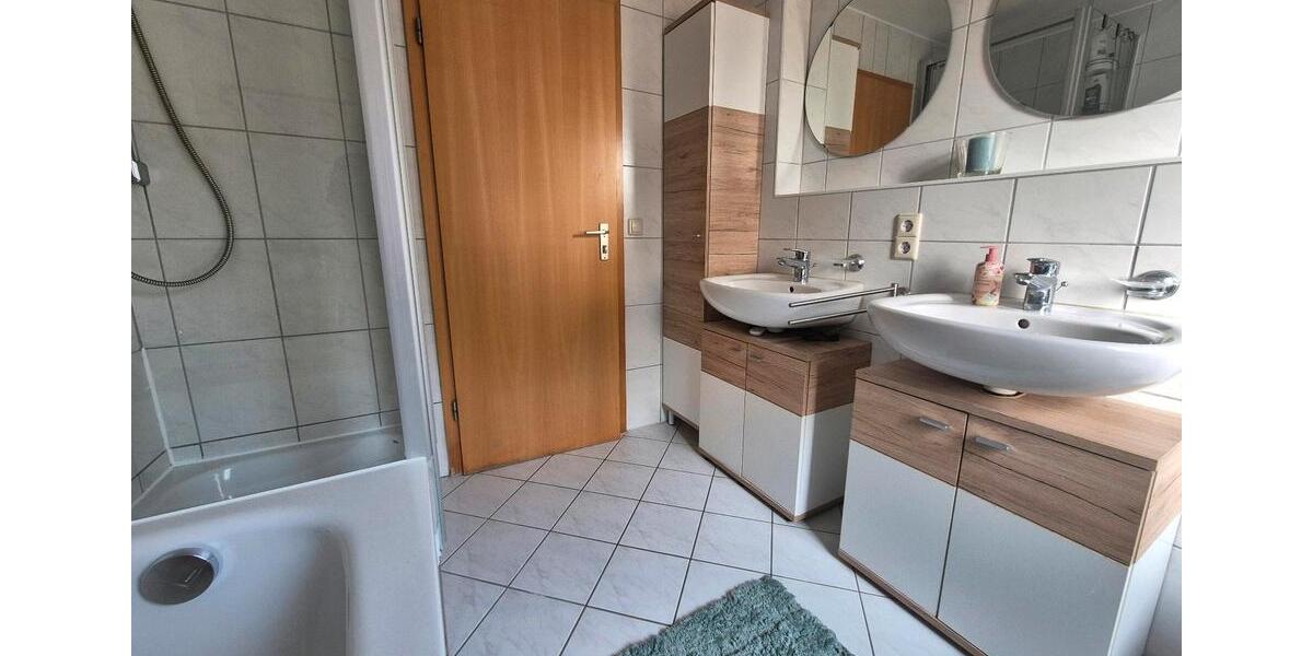 Etagenwohnung Rottenburg am Neckar - 4.5 Zimmer, 116 m&sup2;, 435.000&euro; | Angebot:25860505
