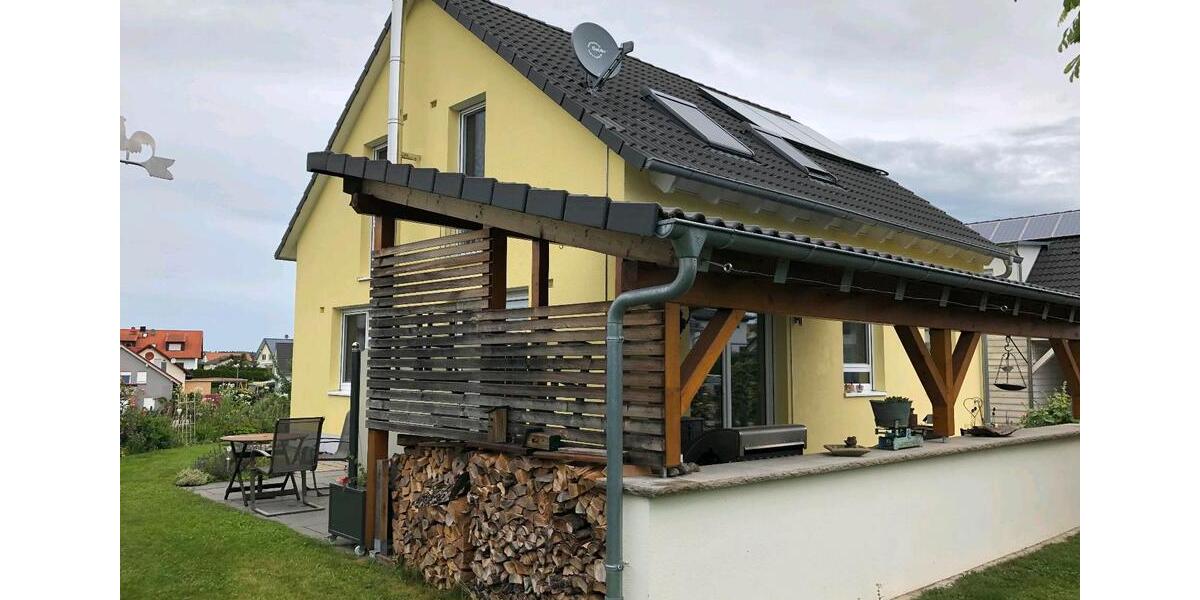 Einfamilienhaus Neustetten - 4.5 Zimmer, 127 m&sup2;, 1.680&euro; | Angebot:25840549