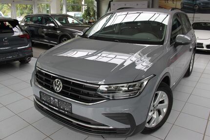 VW Tiguan 63.000 km 28.490 € Weil im Schönbuch 71093