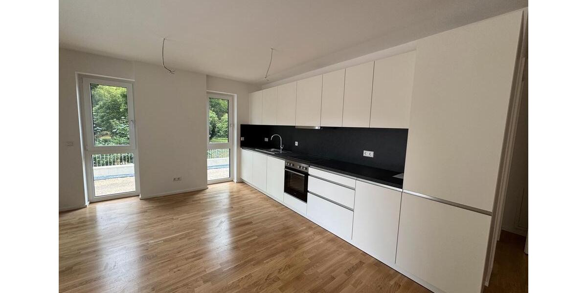 Erdgeschoßwohnung Nürtingen - 3 Zimmer, 102 m&sup2;, 1.495&euro; | Angebot:25334887