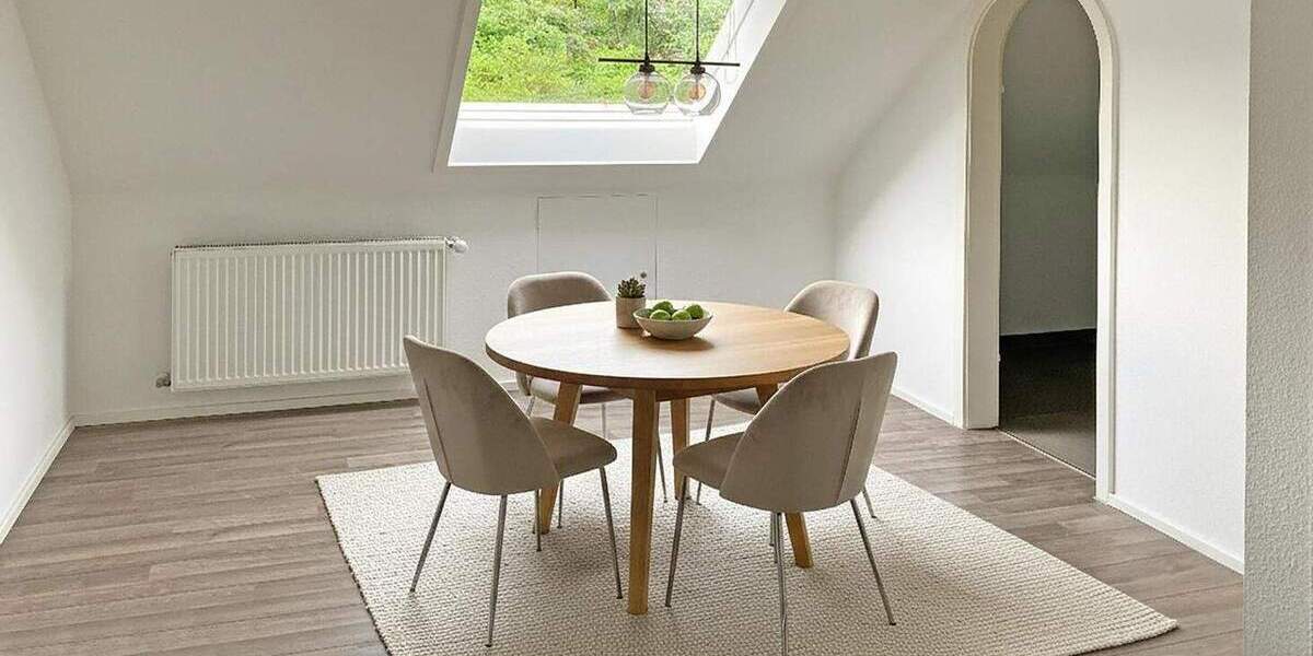 Etagenwohnung Esslingen am Neckar Pliensauvorstadt - 2 Zimmer, 64 m&sup2;, 220.000&euro; | Angebot:25837931