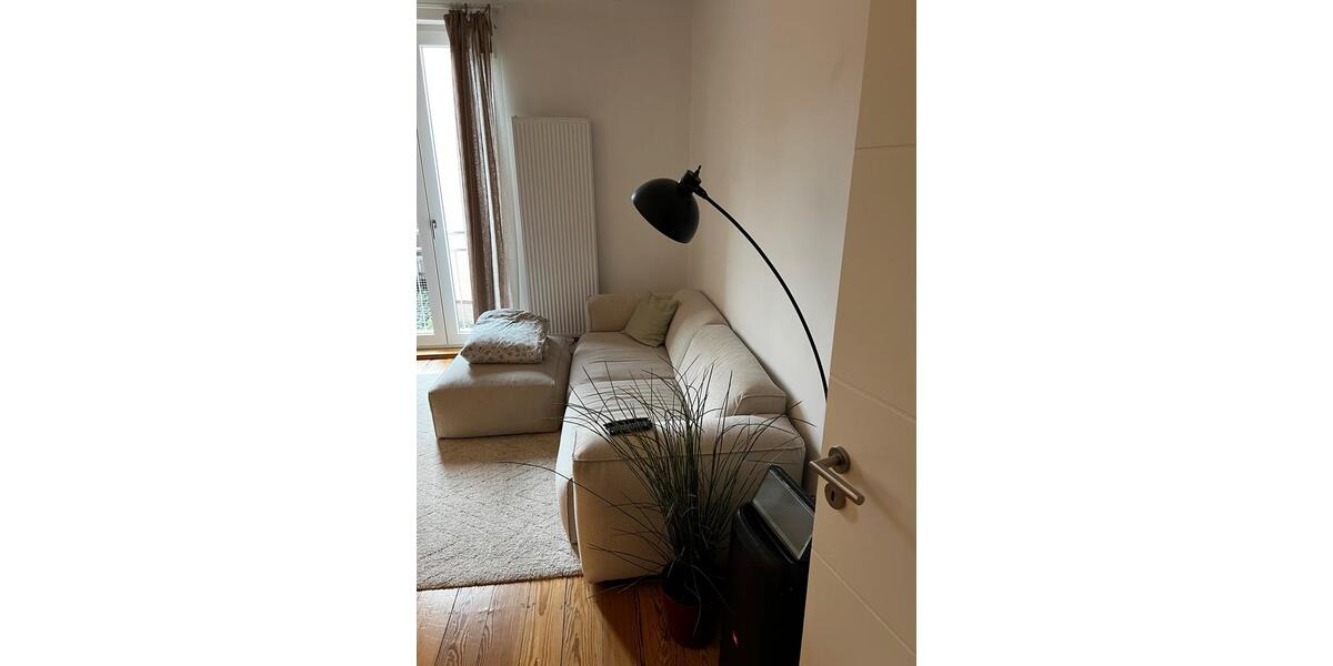 Etagenwohnung Stuttgart Stuttgart-Ost - 2 Zimmer, 50 m&sup2;, 1.273&euro; | Angebot:24146271