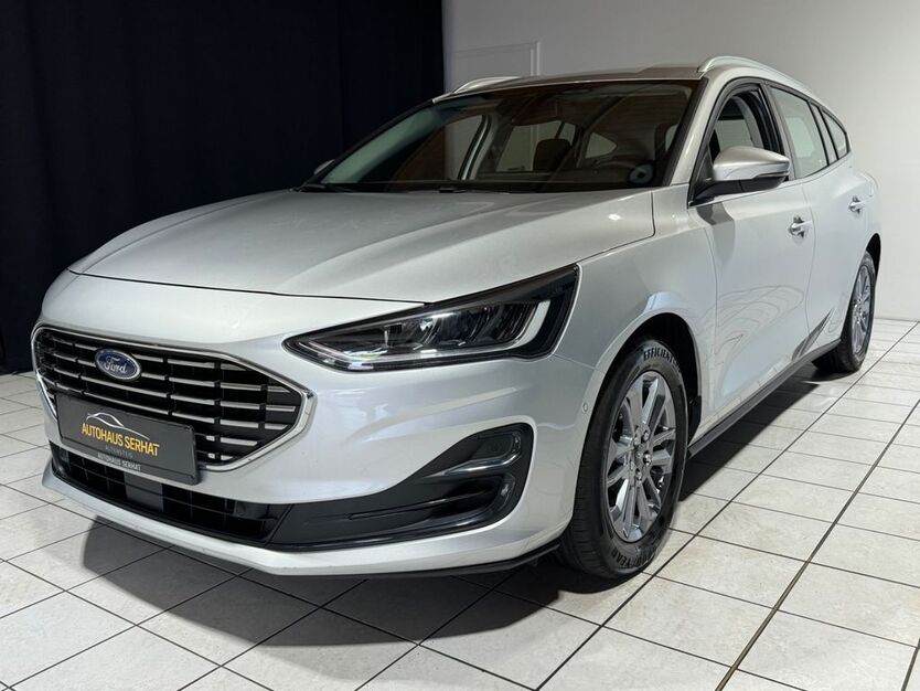Ford Focus 42.000 km 18.490 € Altensteig 72213