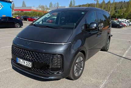 Hyundai STARIA 176.000 km 24.999 &euro; Sindelfingen 71065