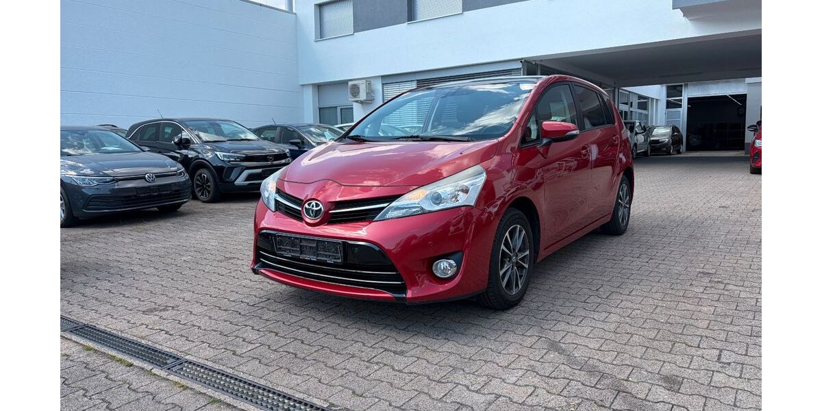 Toyota Verso 173.807 km 6.995 &euro; Stuttgart 70597