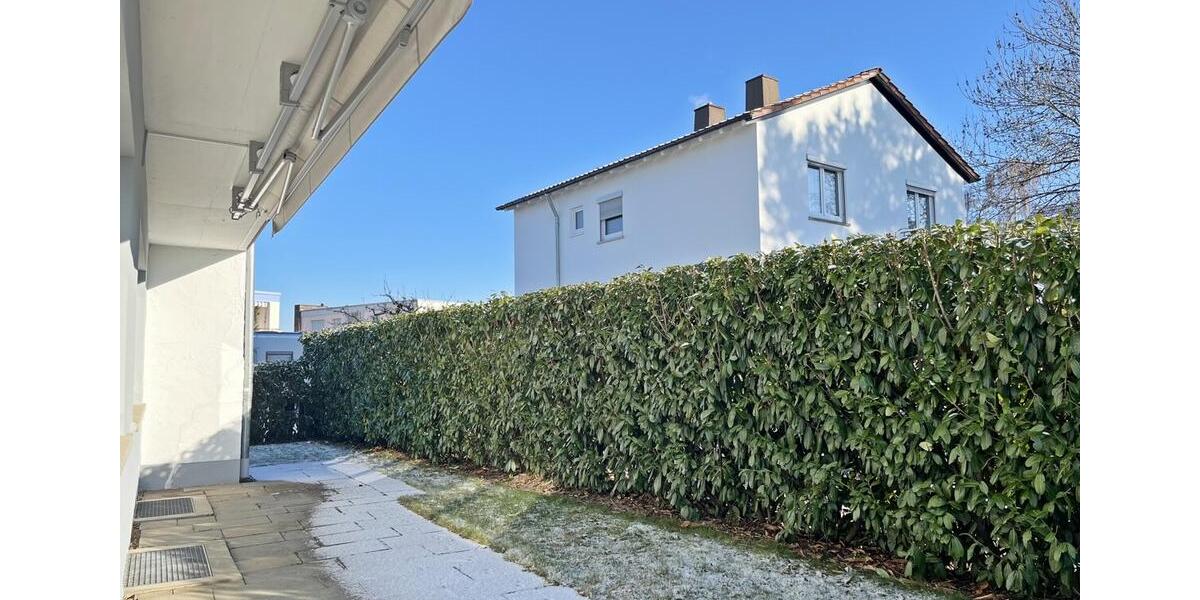 Einfamilienhaus Reutlingen Reutlingen (Kernstadt) - 4.5 Zimmer, 140 m&sup2;, 2.200&euro; | Angebot:25142351