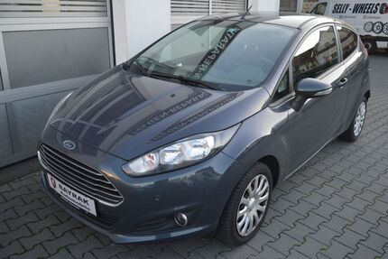 Ford Fiesta 242.200 km 2.490 € Sindelfingen 71065