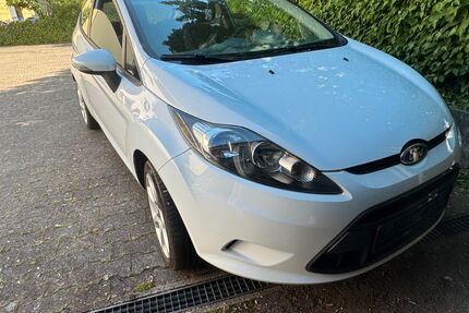 Ford Fiesta 141.000 km 2.600 &euro; Nürtingen 72622