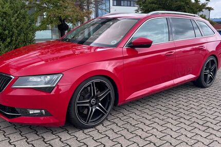 Skoda Superb 127.421 km 20.299 € Leinfelden Echterdingen 70771