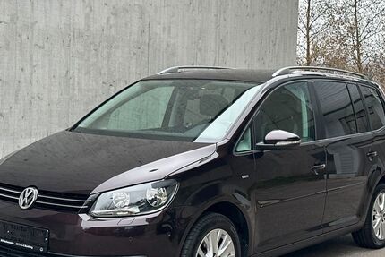 VW Touran 150.000 km 10.990 &euro; Leinfelden-Echterdingen (Musberg) 70771