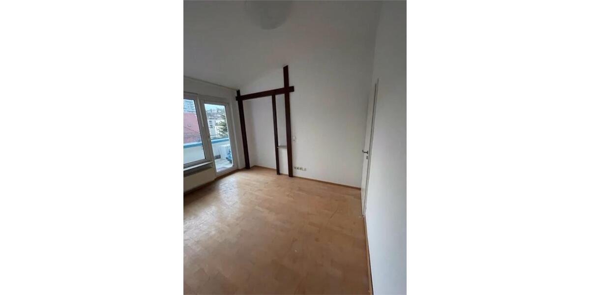 Etagenwohnung Stuttgart Stuttgart-Ost - 1 Zimmer, 12 m&sup2;, 550&euro; | Angebot:25236150