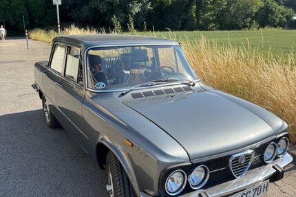 Alfa Romeo Giulia 117.000 km 13.500 € Stuttgart 70184