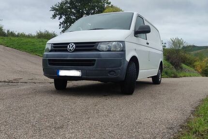 VW T5 Transporter 216.000 km 12.500 € Weinstadt 71384