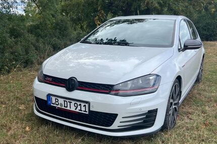 VW Golf 155.000 km 12.800 &euro; Schwieberdingen 71701