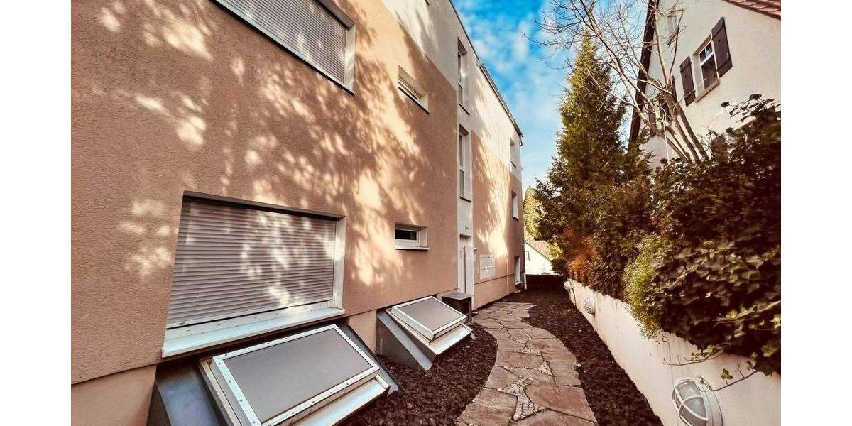 Etagenwohnung Leonberg - 2 Zimmer, 69 m&sup2;, 280.000&euro; | Angebot:25706136