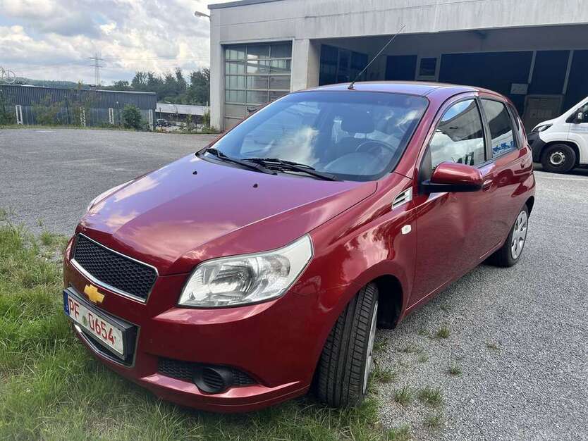 Chevrolet Aveo 224.000 km 1.450 € Vaihingen 71665