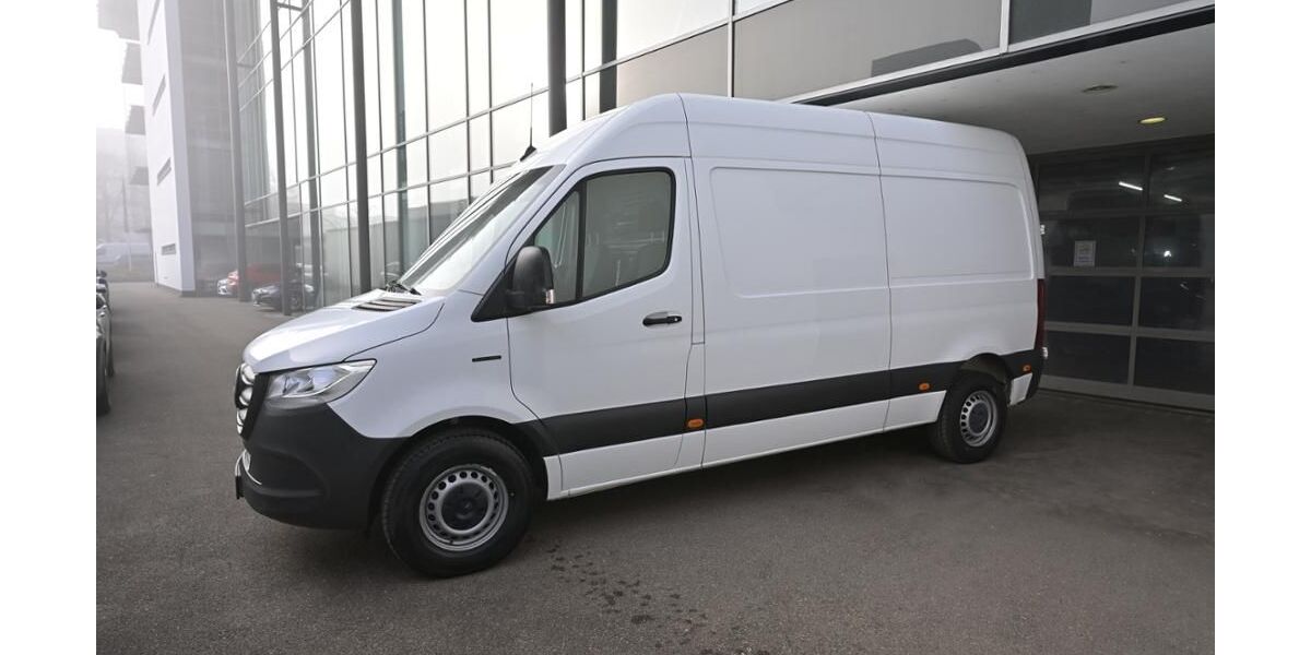 Mercedes-Benz eSprinter 34.203 km 18.897 &euro; Waiblingen 71332