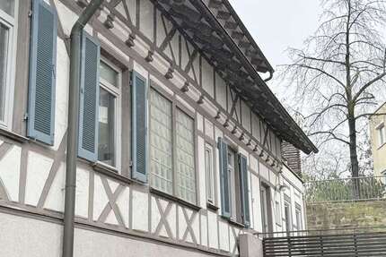 Wohnung Esslingen am Neckar Oberesslingen - 4 Zimmer, 120 m&sup2;, 1.500&euro; | Angebot:25283412