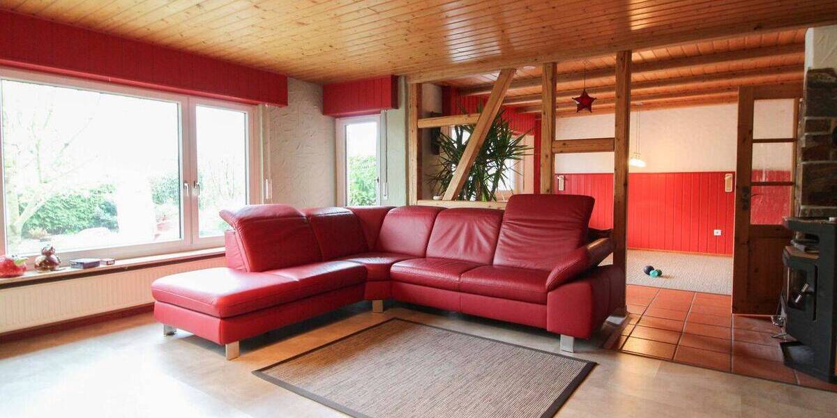 Reihenmittelhaus Stuttgart Steckfeld - 9 Zimmer, 208 m&sup2;, 765.000&euro; | Angebot:26673990