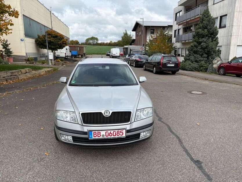 Skoda Octavia 169.384 km 4.499 € Weil Im Schoenbuch 71093