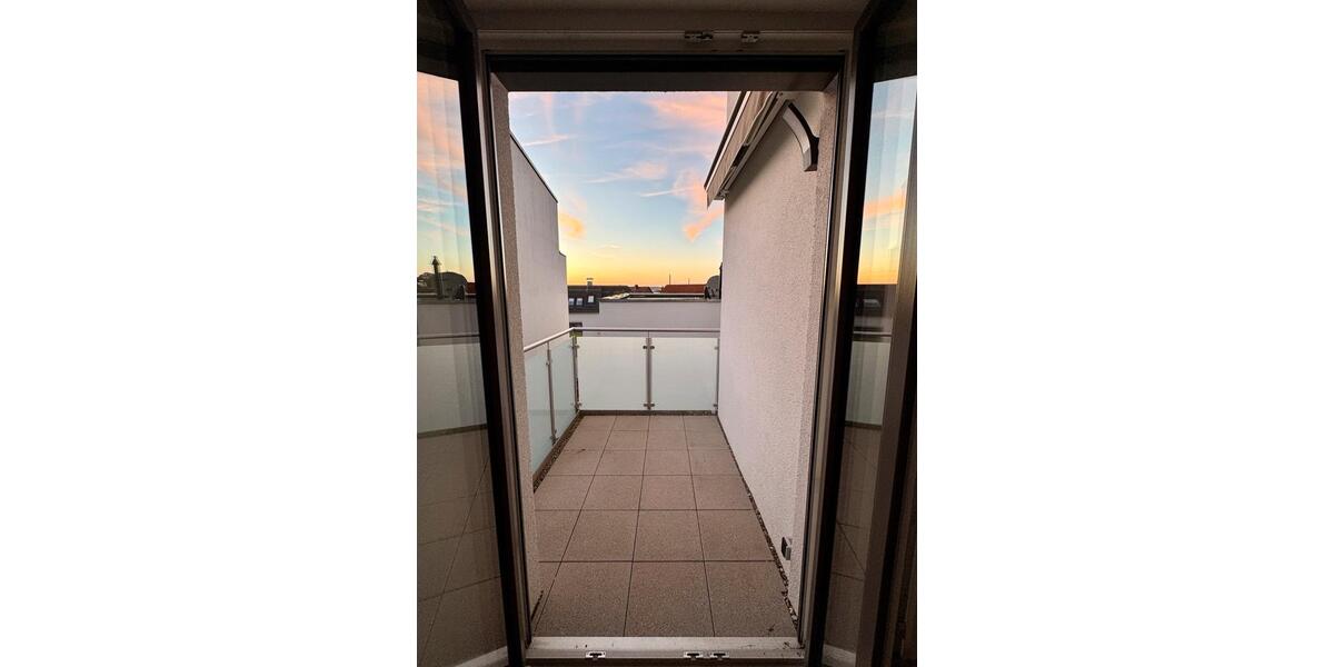 Etagenwohnung Böblingen - 2 Zimmer, 65 m&sup2;, 1.250&euro; | Angebot:27554870