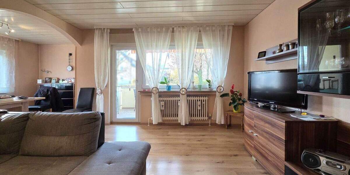 Etagenwohnung Ludwigsburg Hoheneck - 3 Zimmer, 93 m&sup2;, 336.000&euro; | Angebot:24696782