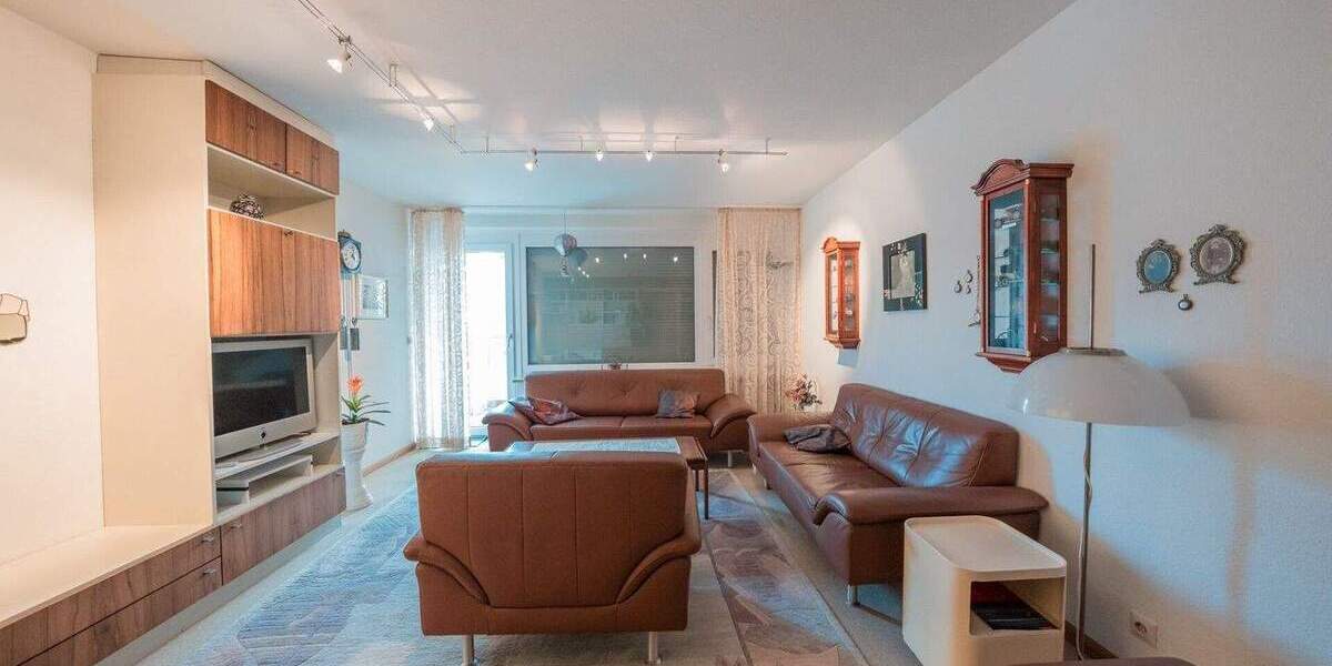 Etagenwohnung Fellbach - 3 Zimmer, 89 m&sup2;, 239.000&euro; | Angebot:25744952