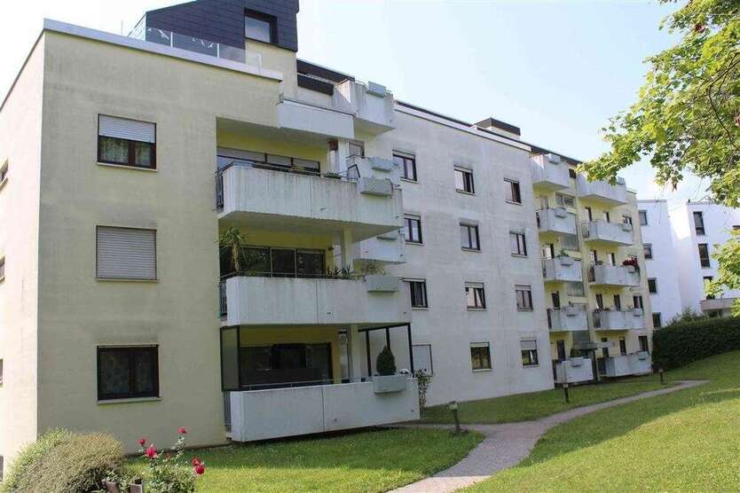 Wohnung zum Kaufen in Böblingen 324.000 € 97 m²