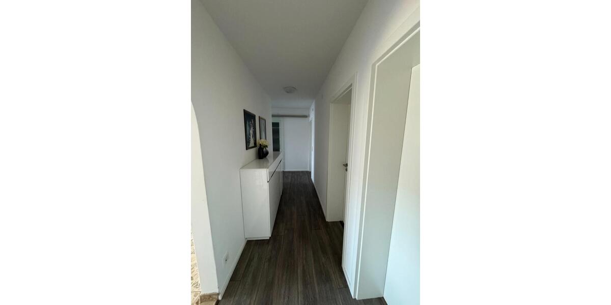Bungalow Vaihingen an der Enz - 6.5 Zimmer, 160 m&sup2;, 875.000&euro; | Angebot:26993789